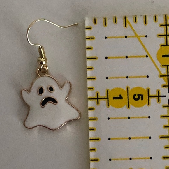 Halloween Ghost Earrings - Picture 2 of 3